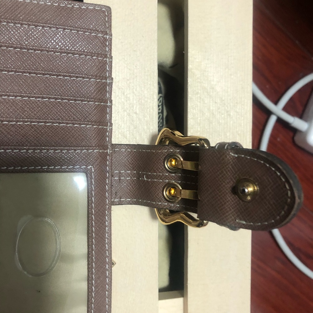 GUESS wallet - Picture 6 of 7